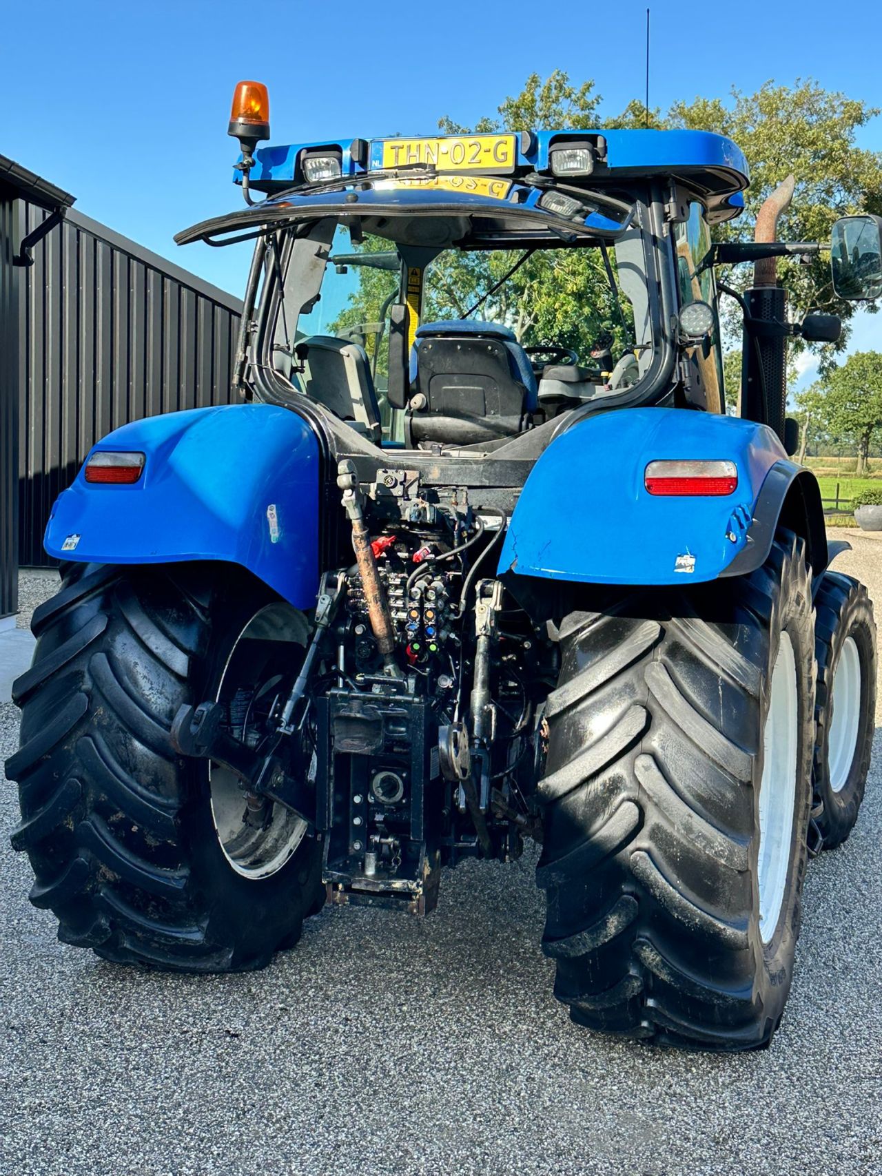 New Holland T6080