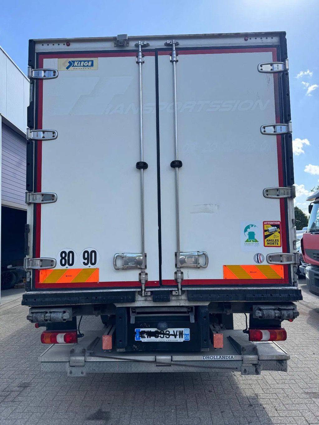 Mercedes-Benz Antos 1827 **BLUETEC 6-FRENCH TRUCK-8,70L BOX**