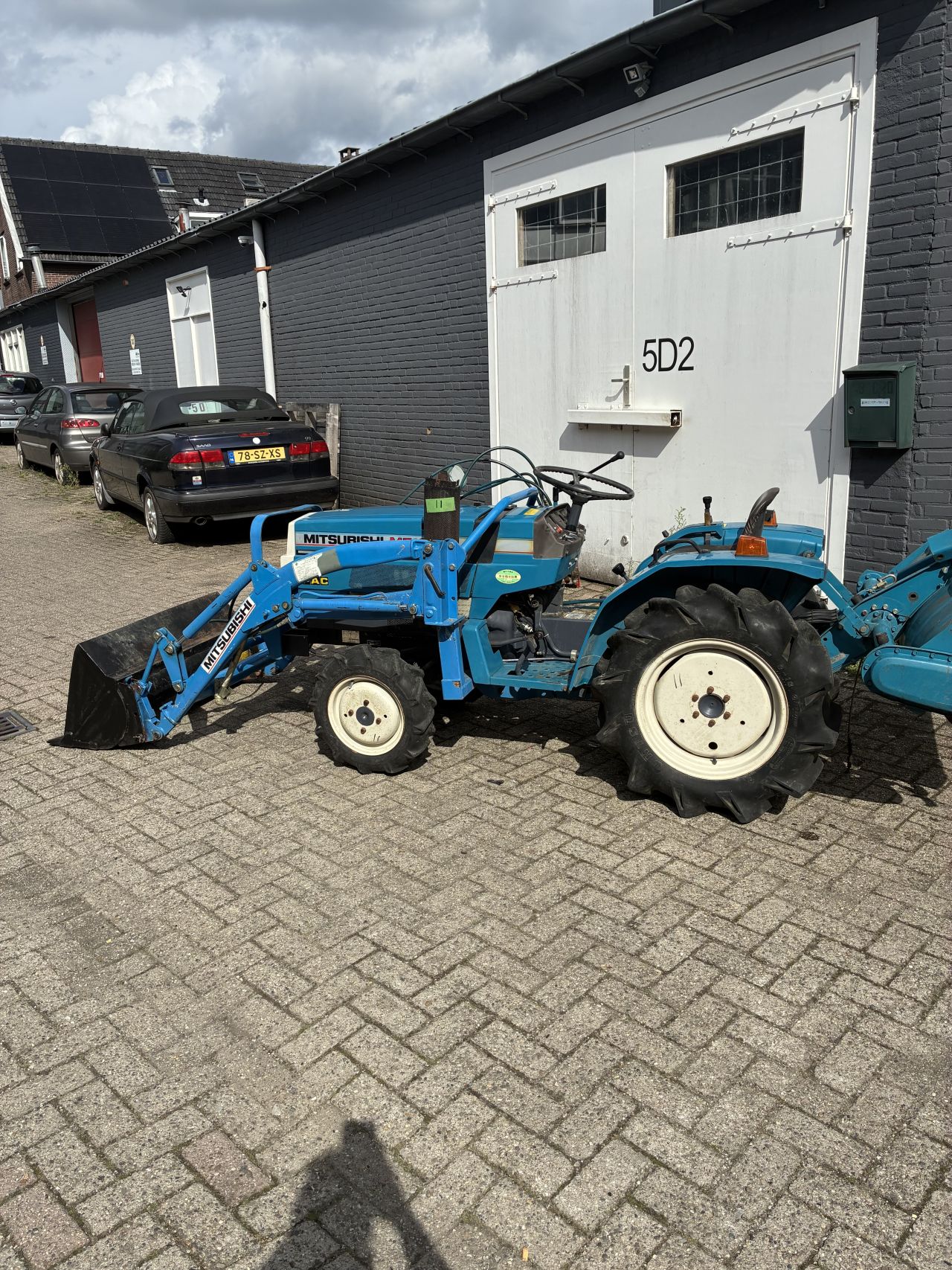 Mitsubishi mt1610 met voorlader