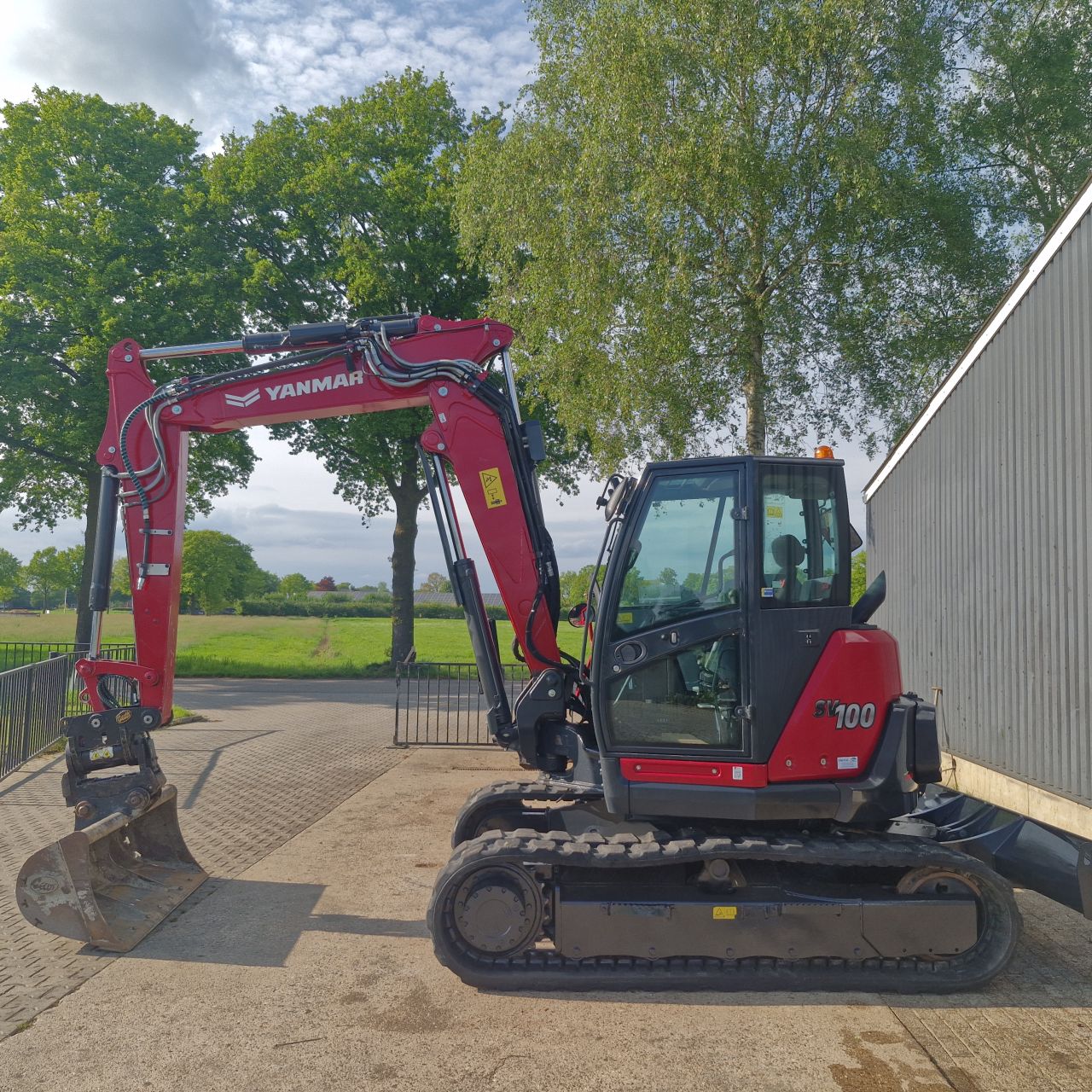 Yanmar SV100