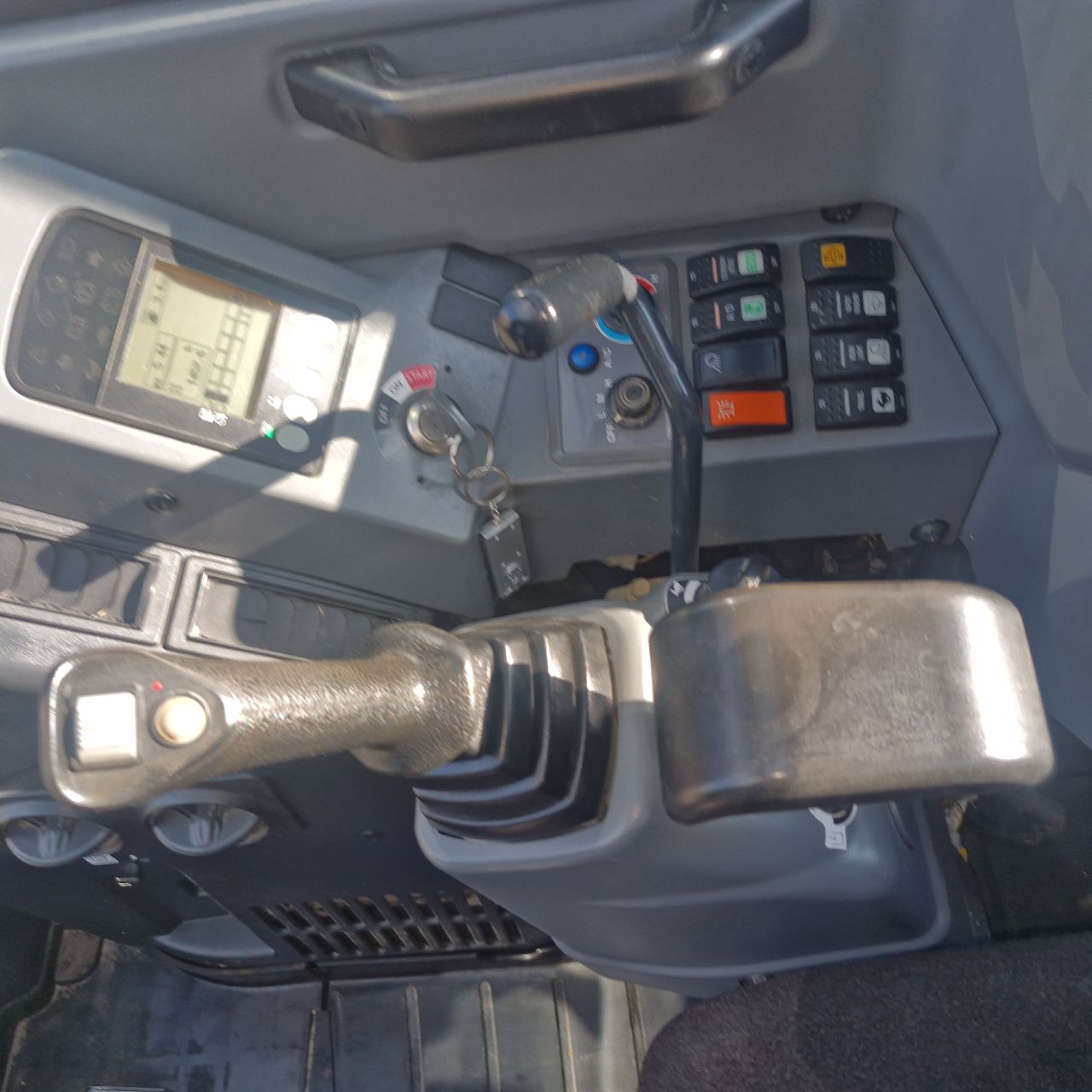 Yanmar SV100