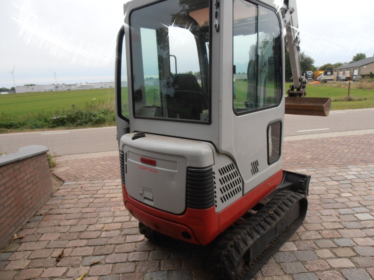 Minigraver Takeuchi Bj 2008 5060 uren zeer mooi en goed
