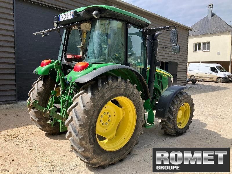 John Deere 5090M