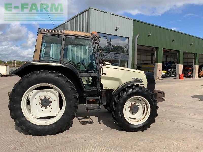 Valtra 6400 reverse drive  (st24155)