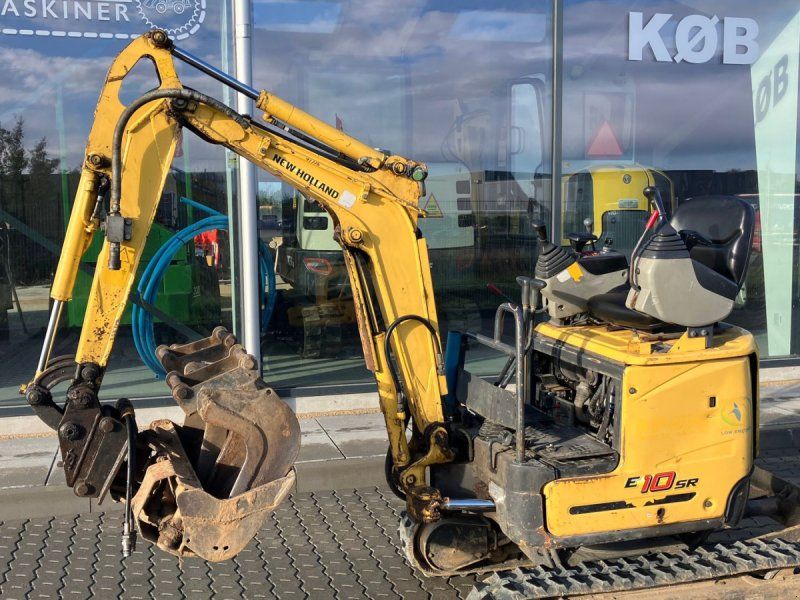 New Holland E10SR Minigraver