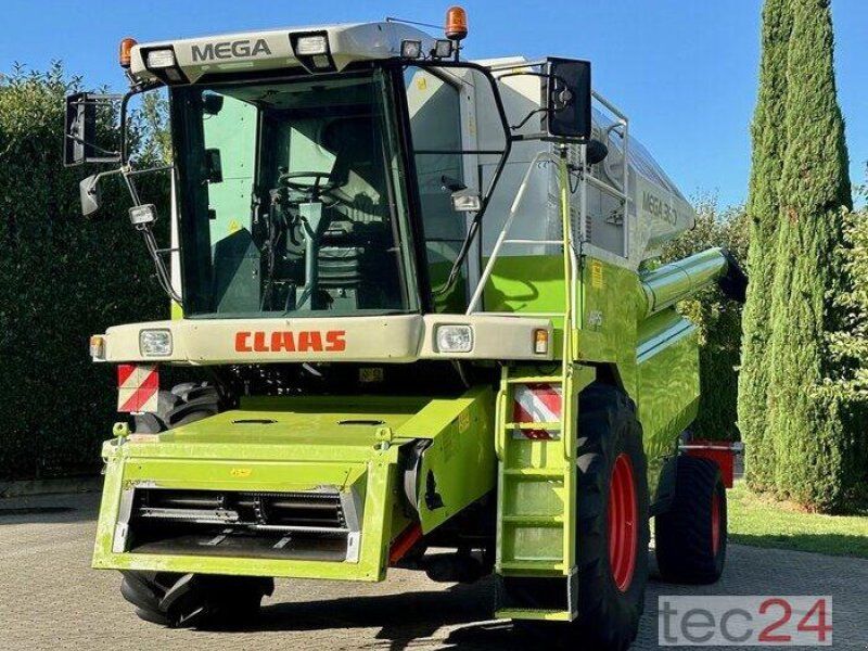 Claas Mega 360