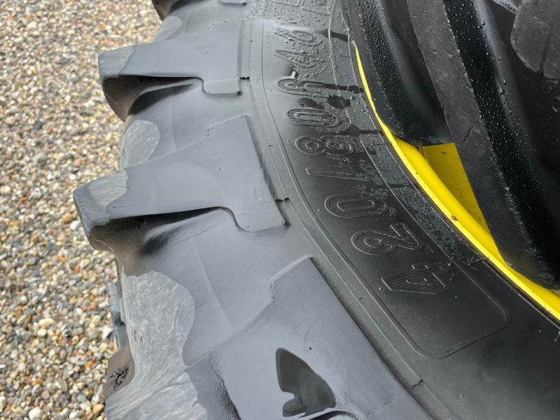 Michelin 420/80R46 + 380/85R30