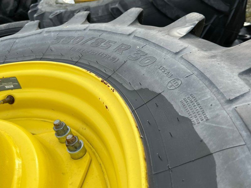 Michelin 420/80R46 + 380/85R30