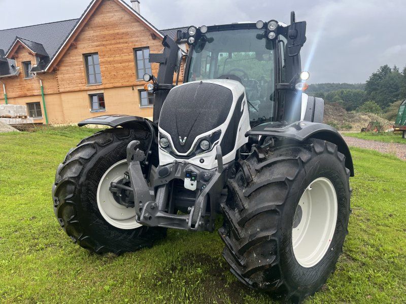 Valtra N175D mit Rüfa
