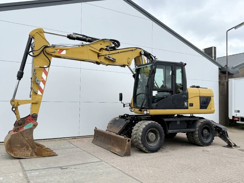 CAT M313D - Triple Boom / Quick Coupler / Camera