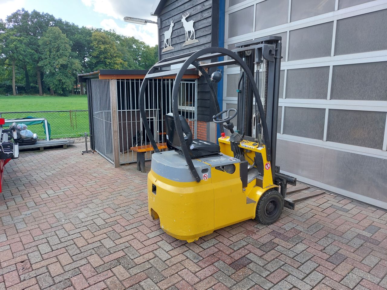 Zeer compact 1-tons  tripl sideshif