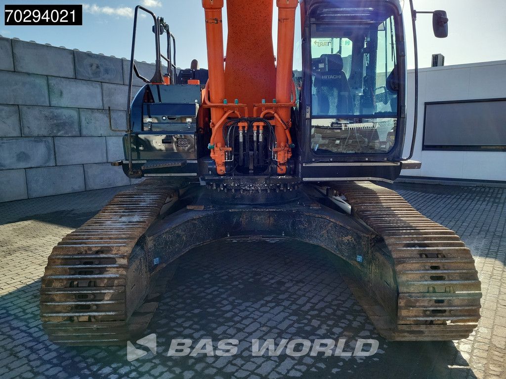 Hitachi ZX300 LC -6