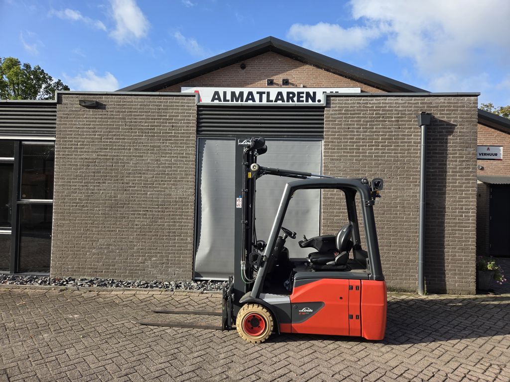 Linde E18-02 Heftruck