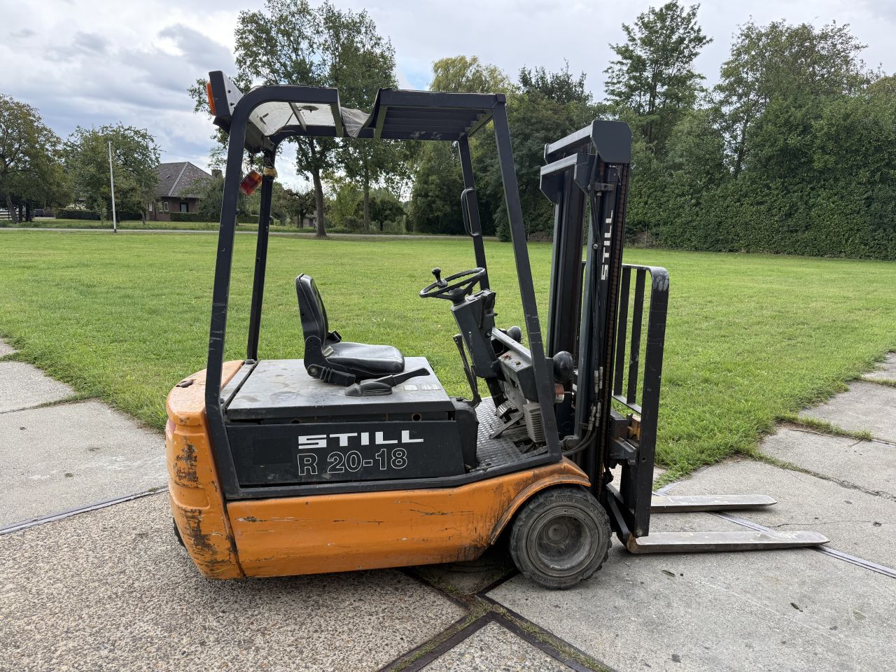 Inruil koopje ! Still R20-18 elektrische heftruck Sideshift 1.8t