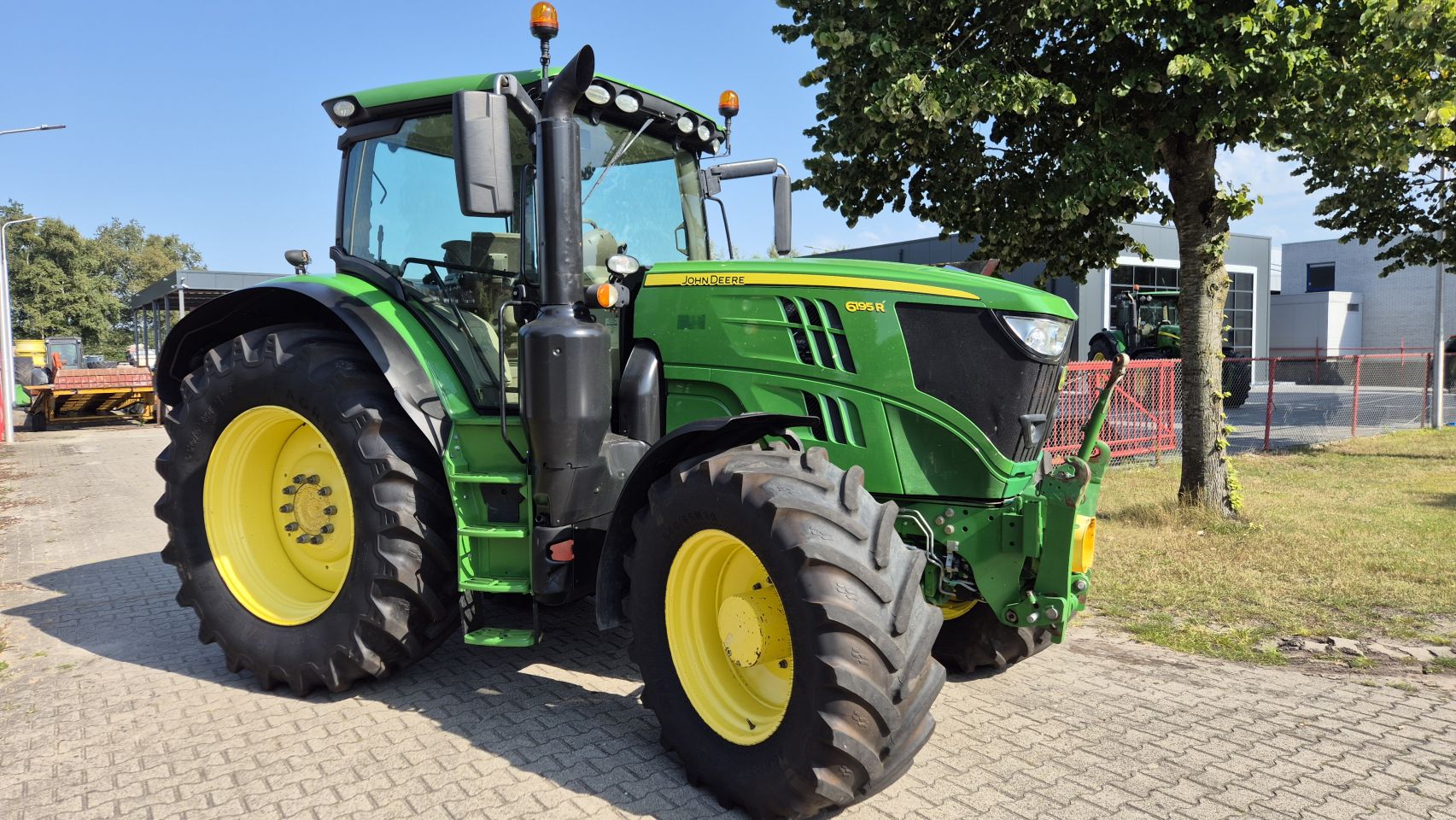 JOHN DEERE 6195R AP, 40Km/h, Lucht, Fronthef/PTO, AT-Ready, TLS,
