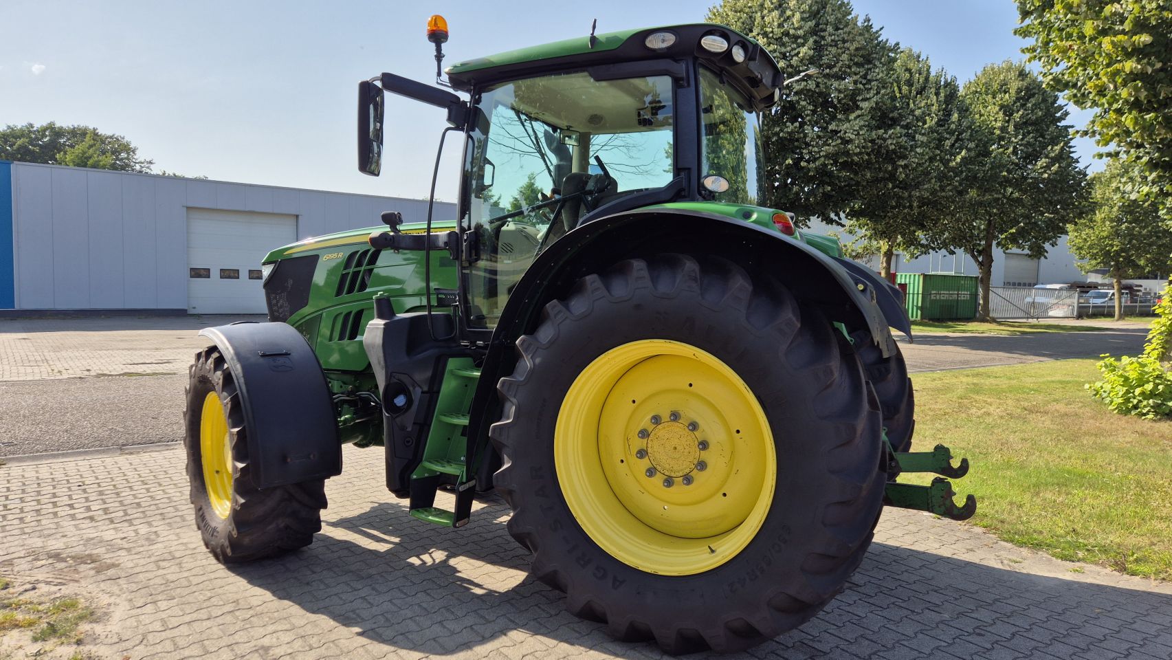 JOHN DEERE 6195R AP, 40Km/h, Lucht, Fronthef/PTO, AT-Ready, TLS,