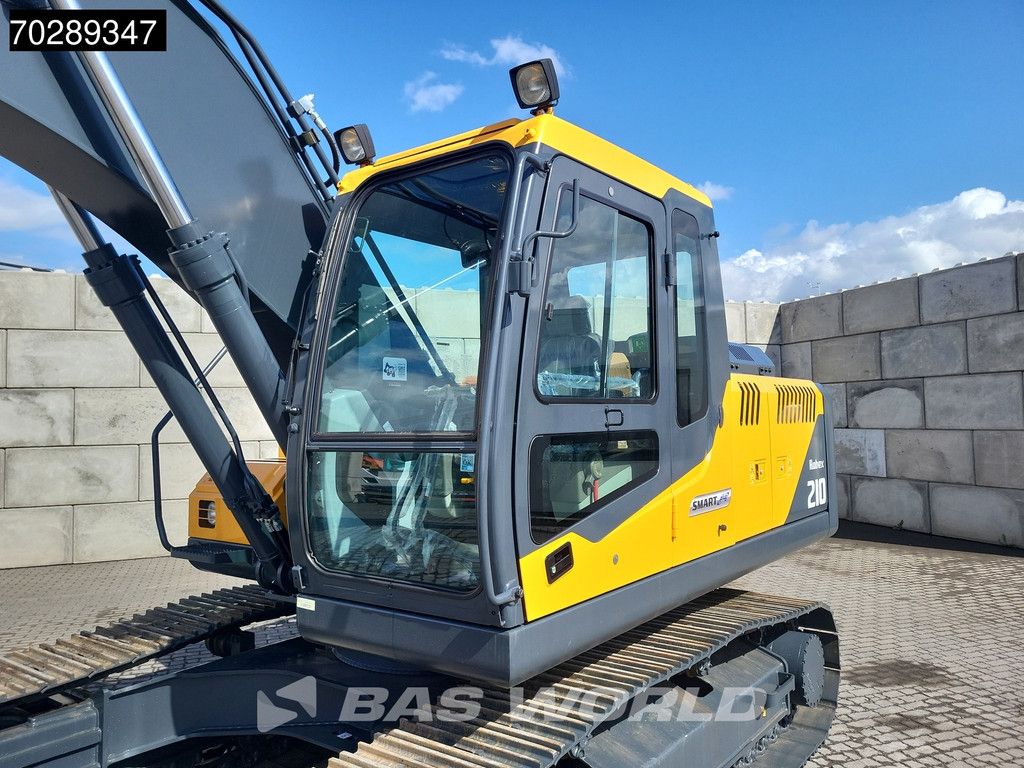 Hyundai R210