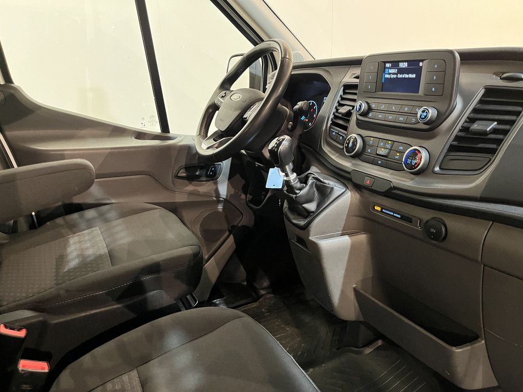 Ford Transit 2.0 TDCI L2 AWD 4X4 170 PK Open Laadbak / Euro 6 / Airco / Cruise Control / Trekhaak / Camera / 20.200 KM !!