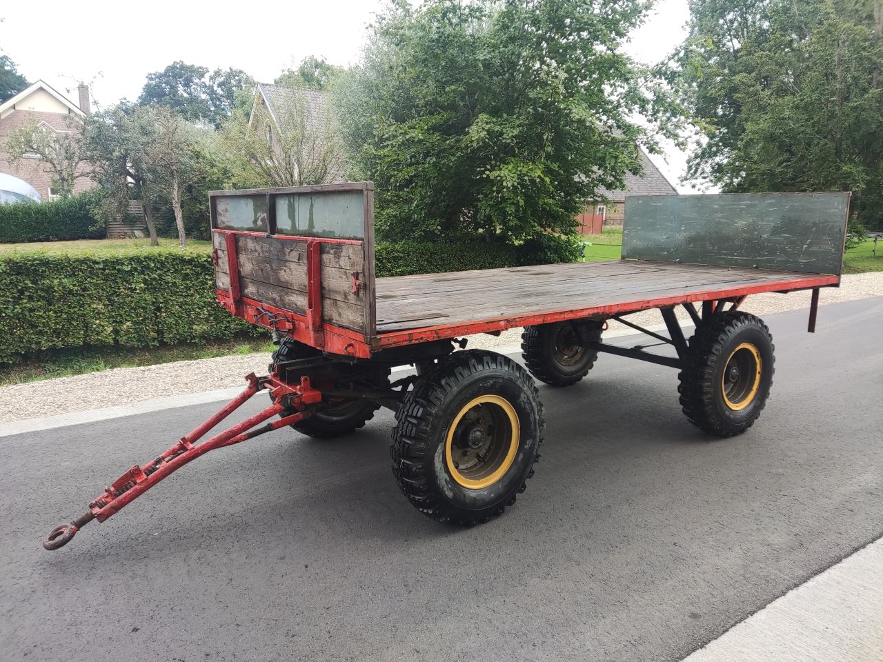 Landbouwwagen (4 x 2 meter, oplooprem, etc.)