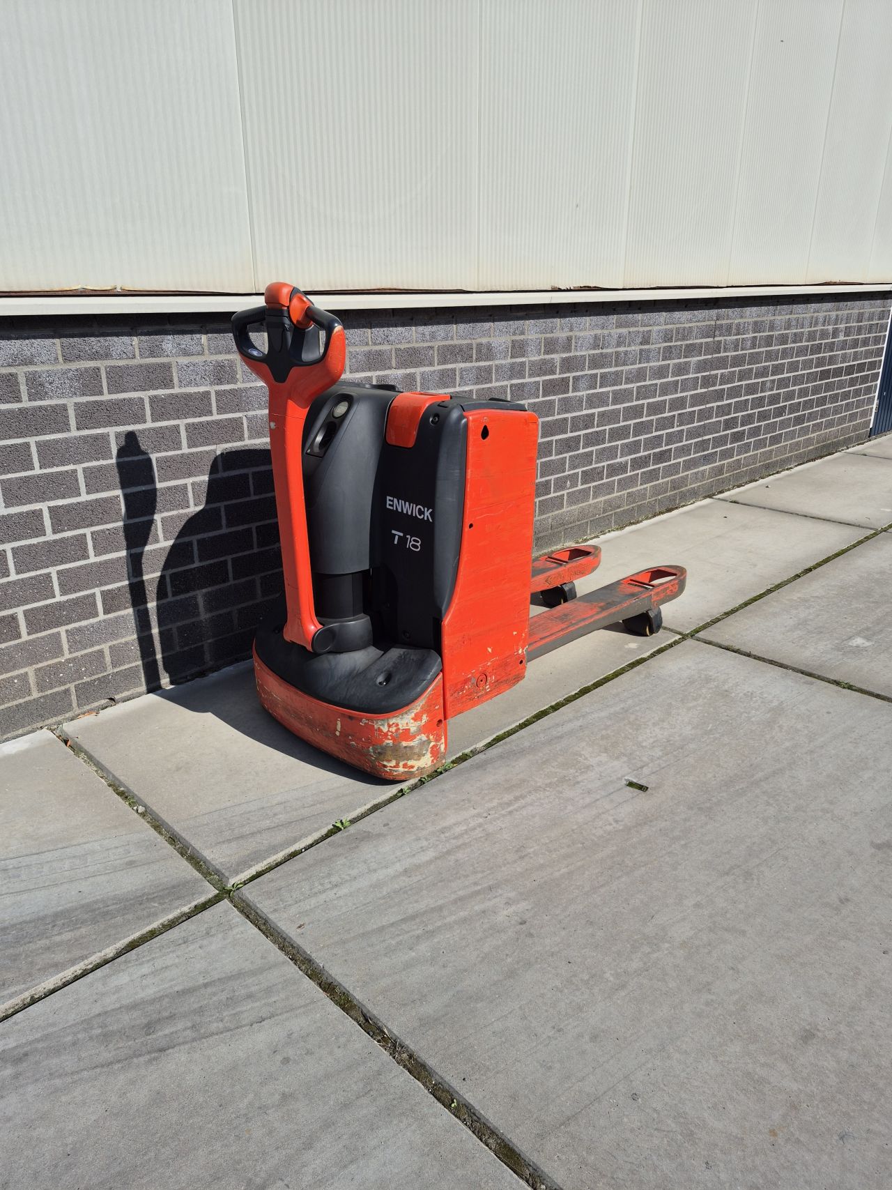 Linde T18 bj 2013 accu bj 2016 1598 uur