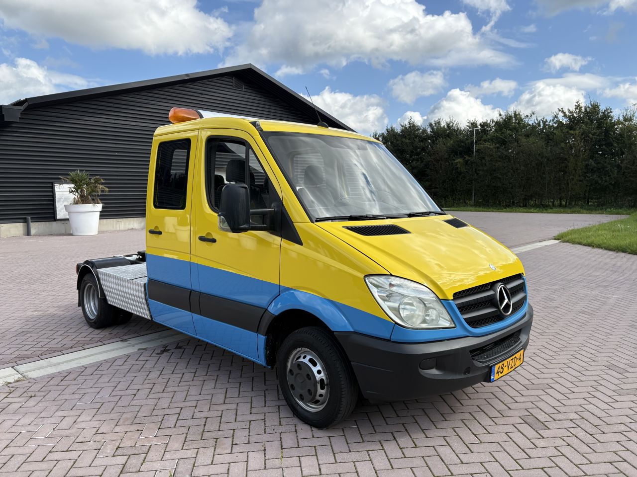 Mercedes Sprinter 518 8.7 ton BE trekker met dubbele cabine
