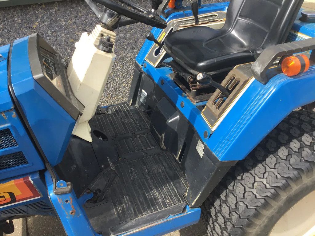 Iseki Mini trekker Iseki Landhope tu160