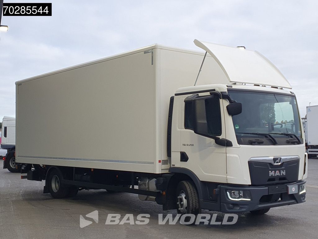 MAN TGL 12.250 4X2 12tonner Low Mileage 1500kg Ladebordwand Automatic Euro 6