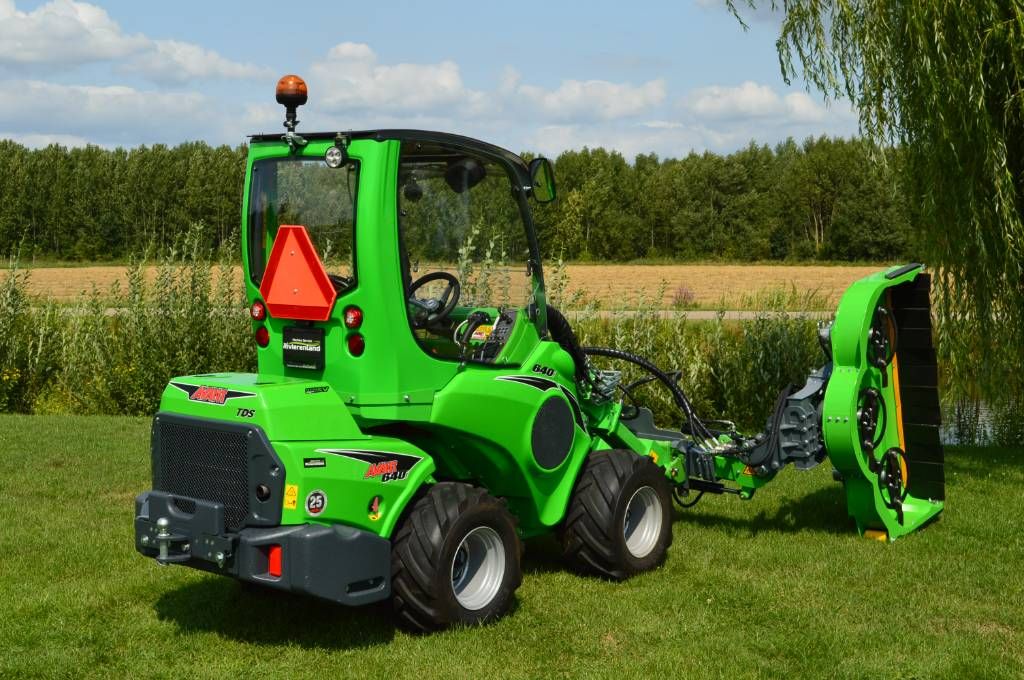 Avant 640i TDS met Becx WLA60 + HS131HR Heggensnoeier