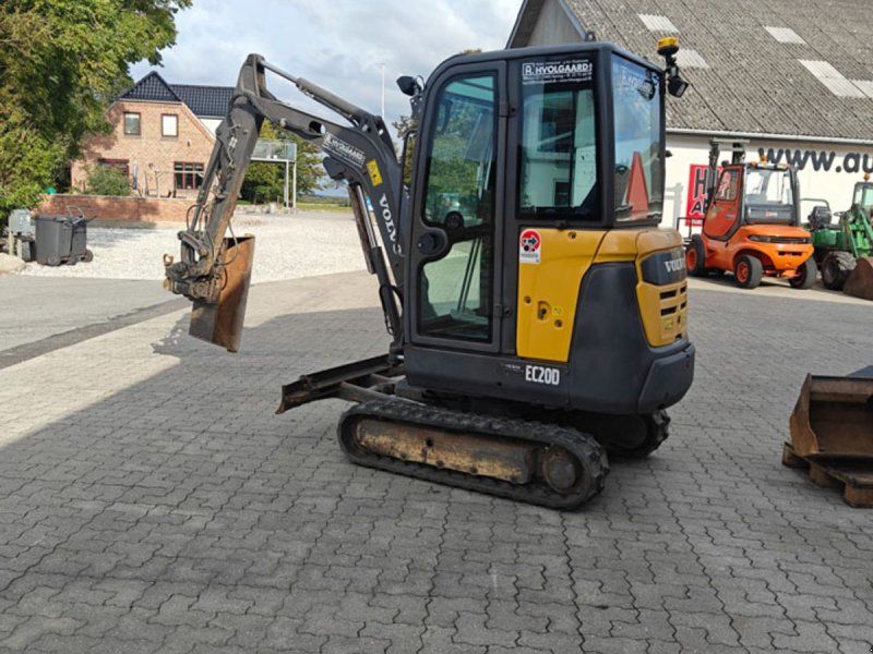 Volvo EC20D