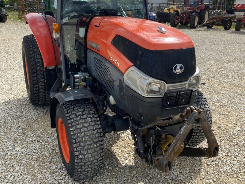 Kubota L5740