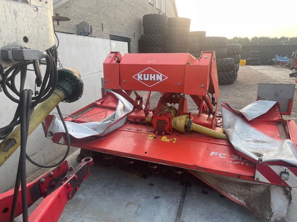 Kuhn FC 313 F lift control