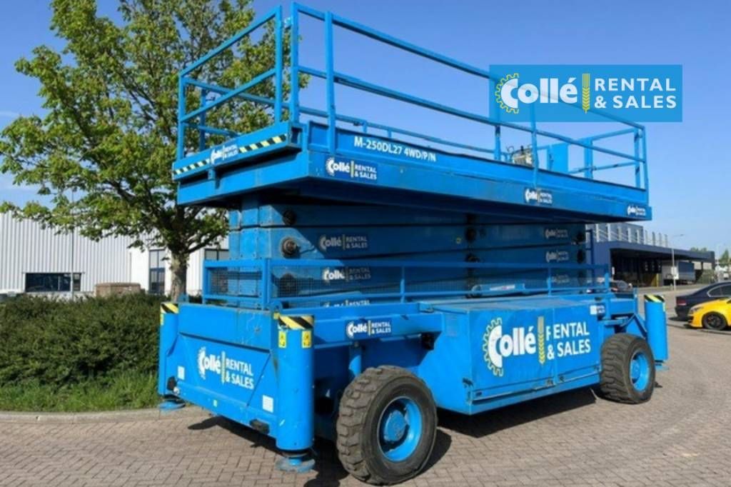 Holland Lift M 250 DL 27 | 2003