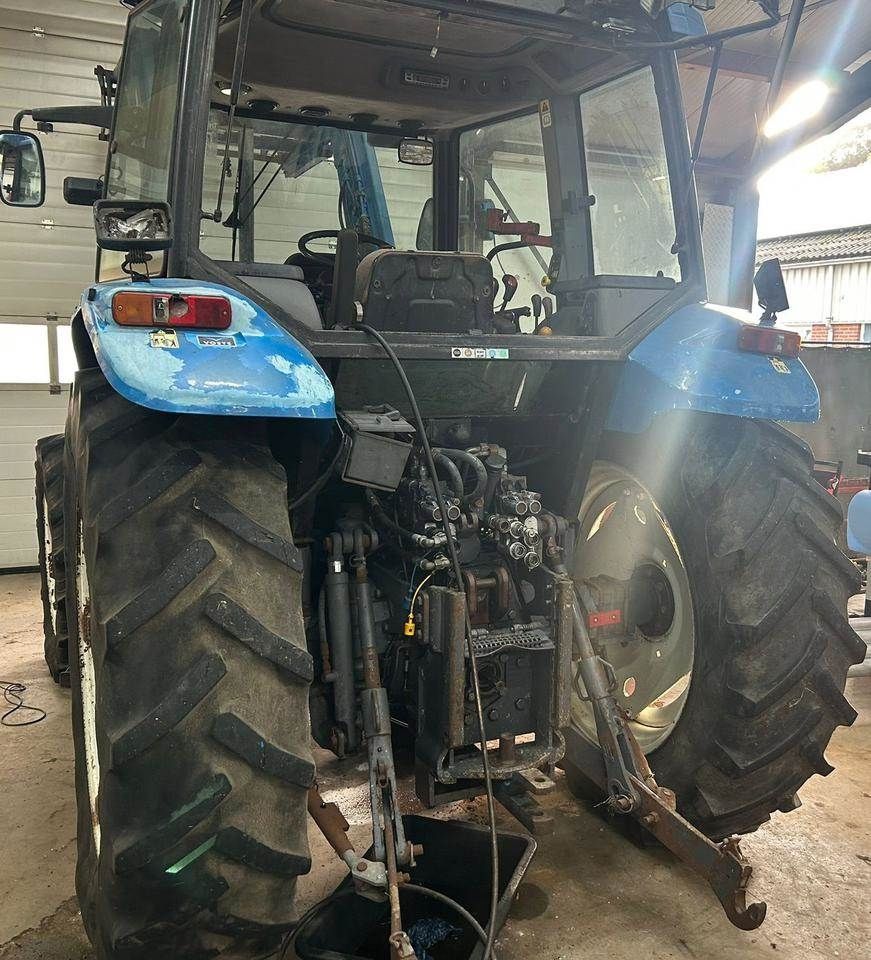 New Holland TS 90