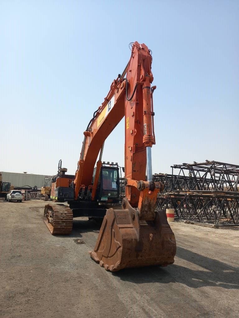 Hitachi ZX470-5G (Abu Dhabi)
