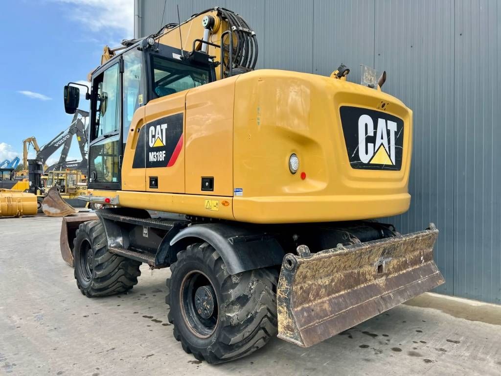 CAT M318F