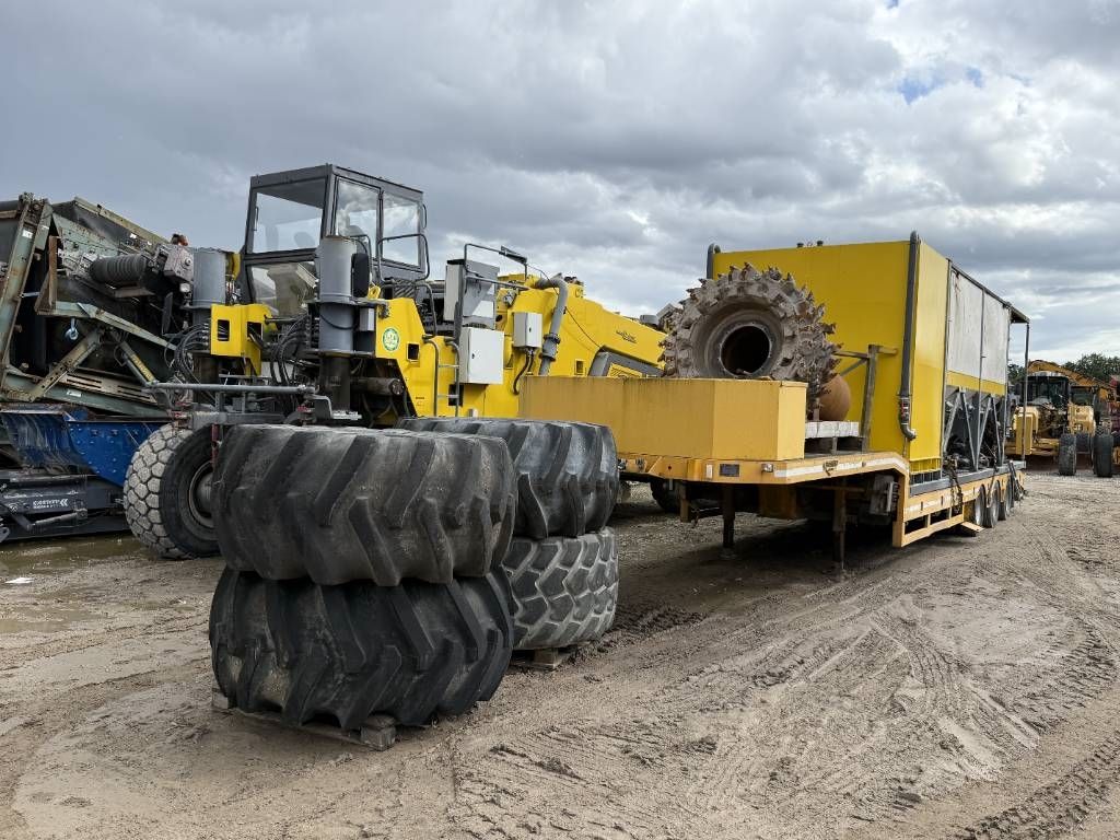 Wirtgen WM400 + Broshuis Trailer - Menginstallatie