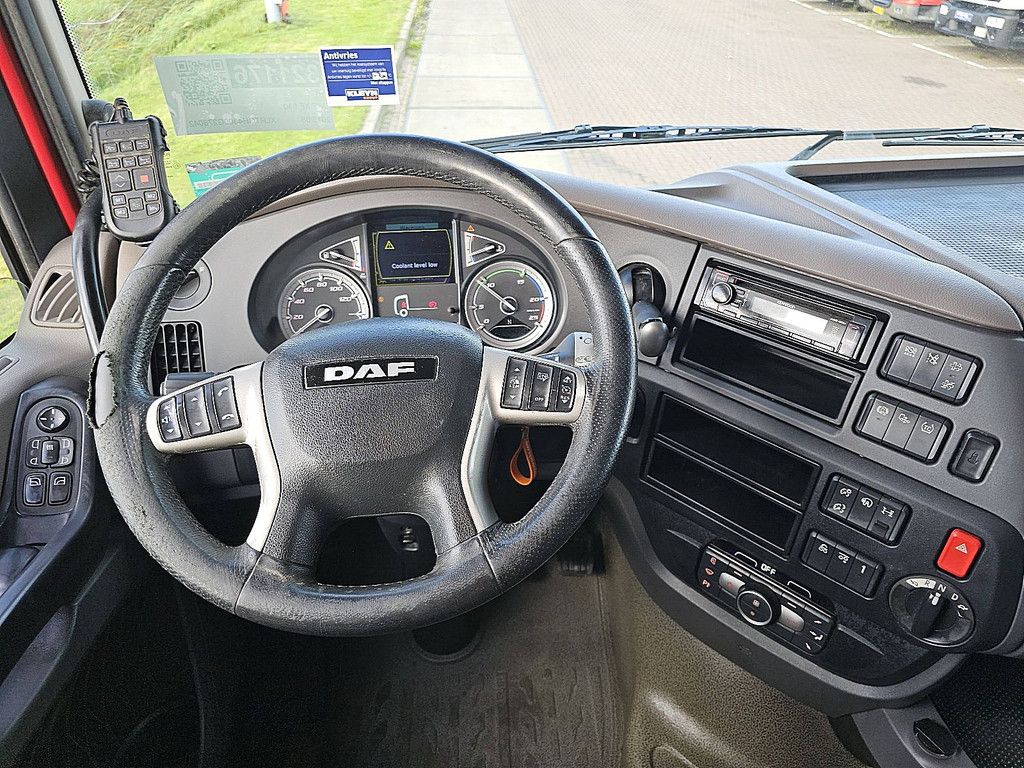 DAF XF 530 spacecab 6x2 ftg pto