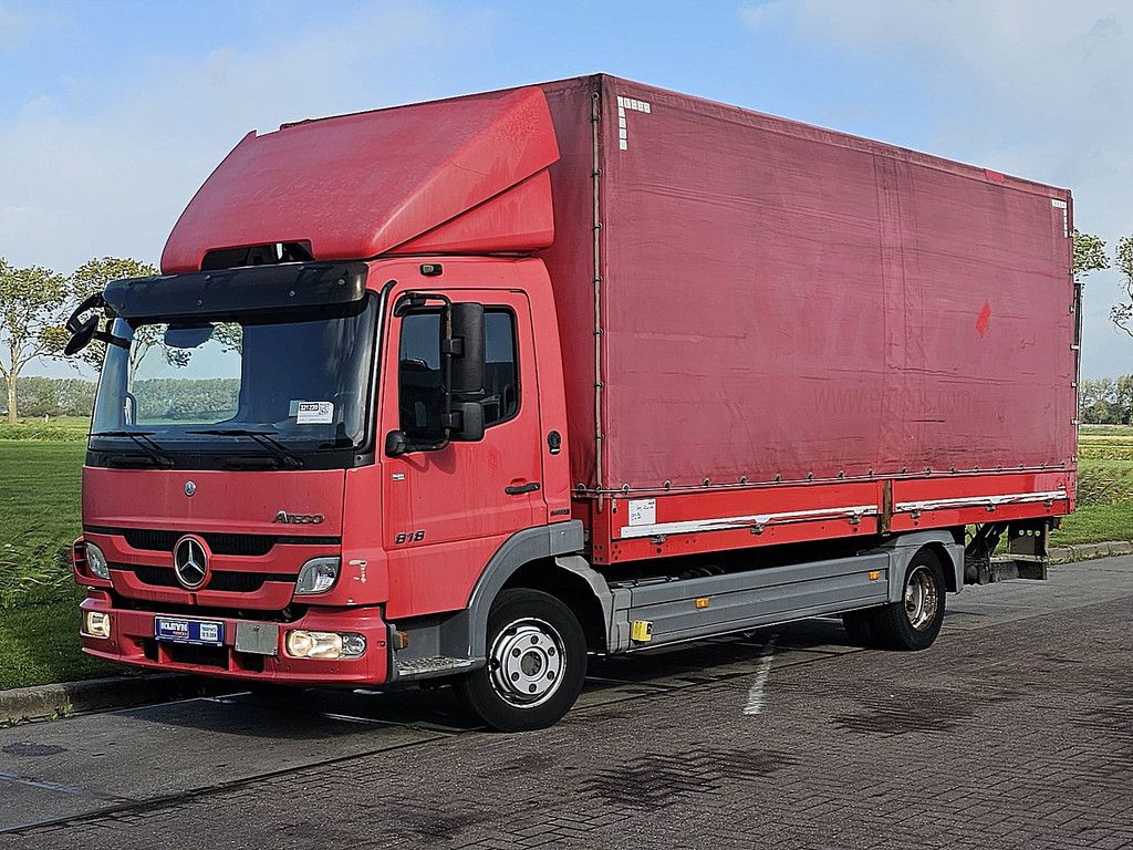 MERCEDES-BENZ ATEGO 818