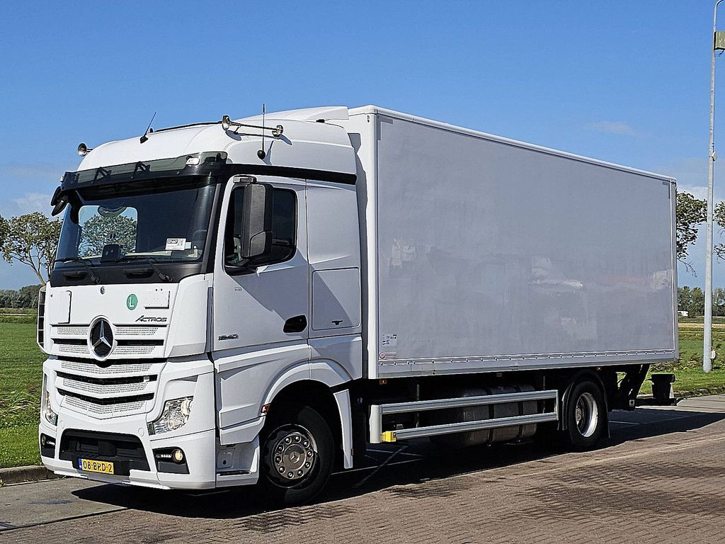MERCEDES-BENZ ACTROS 1840 str.sp. 250 taillift