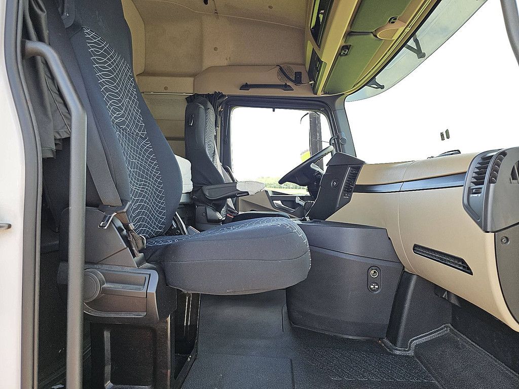MERCEDES-BENZ ACTROS 1840 str.sp. 250 taillift