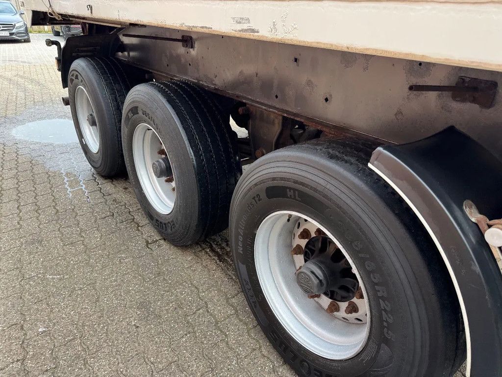 Schmitz Cargobull 55m3 alu kipper, klep/deuren, liftas, BPW, APK 04/2026!