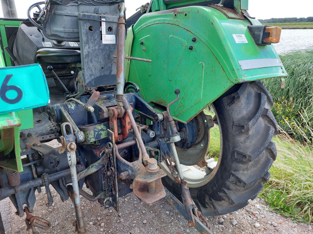 Deutz D5206 NETTE TREKKER