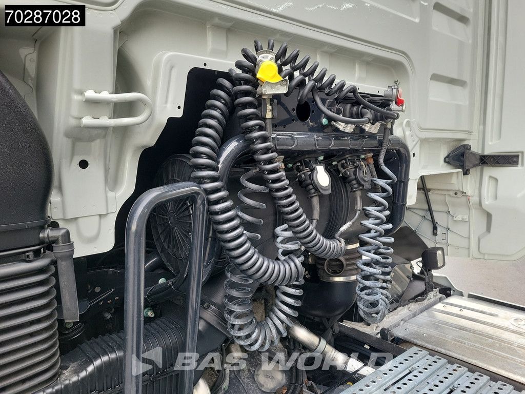 MAN TGX 18.470 4X2 GX Mega Retarder 2xTanks ACC Euro 6