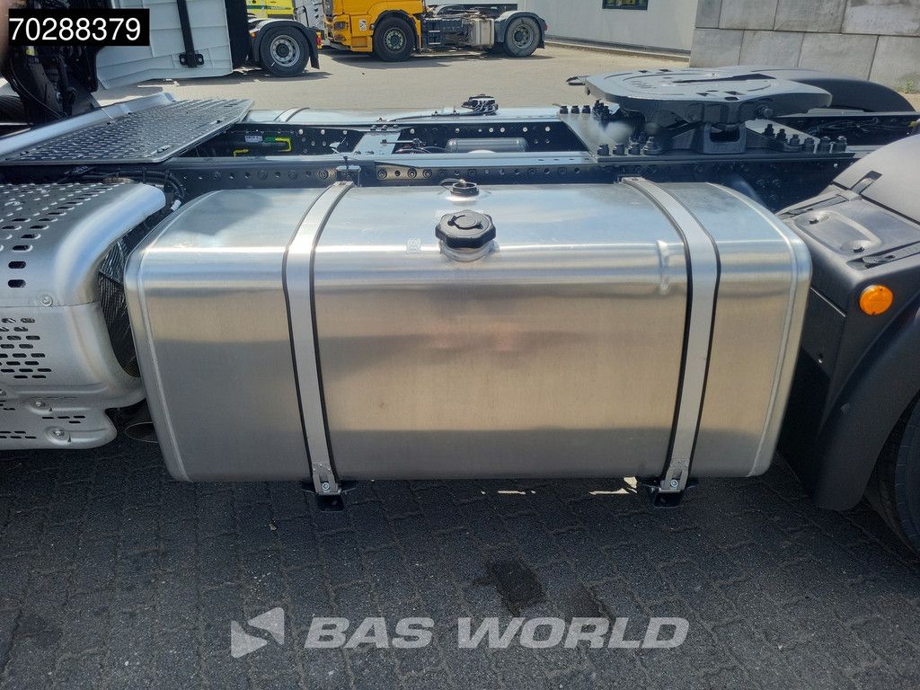Iveco S-Way 580 4X2 NEW! 2x Tanks Navi ACC Standklima