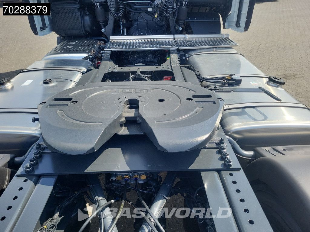 Iveco S-Way 580 4X2 NEW! 2x Tanks Navi ACC Standklima