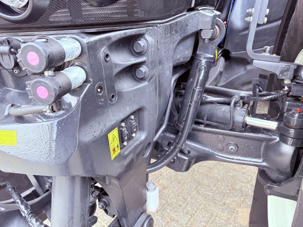 New Holland T7.315HD Auto Command + GPS