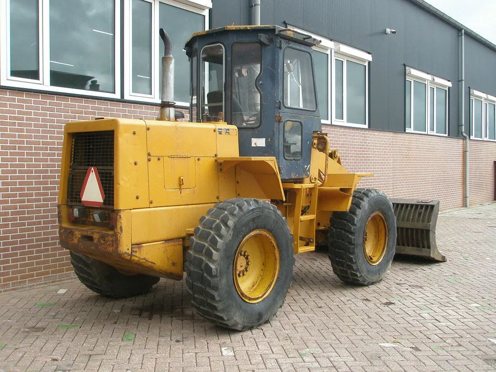 Komatsu W40-2