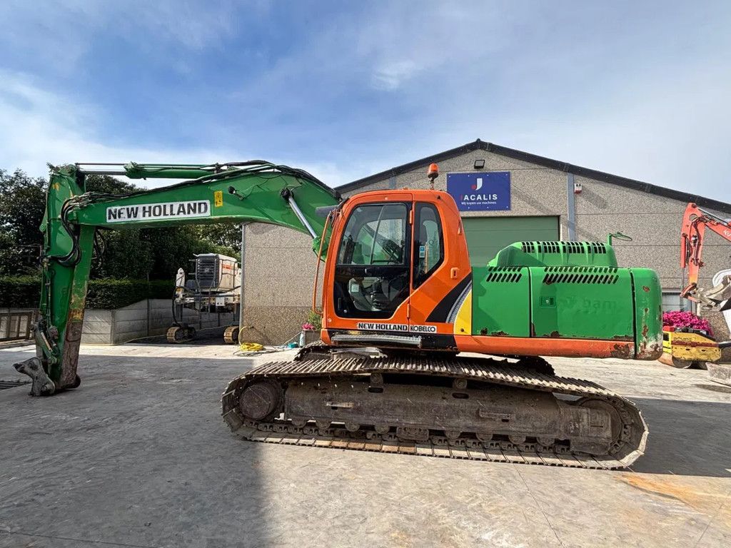 New Holland Kobelco E265