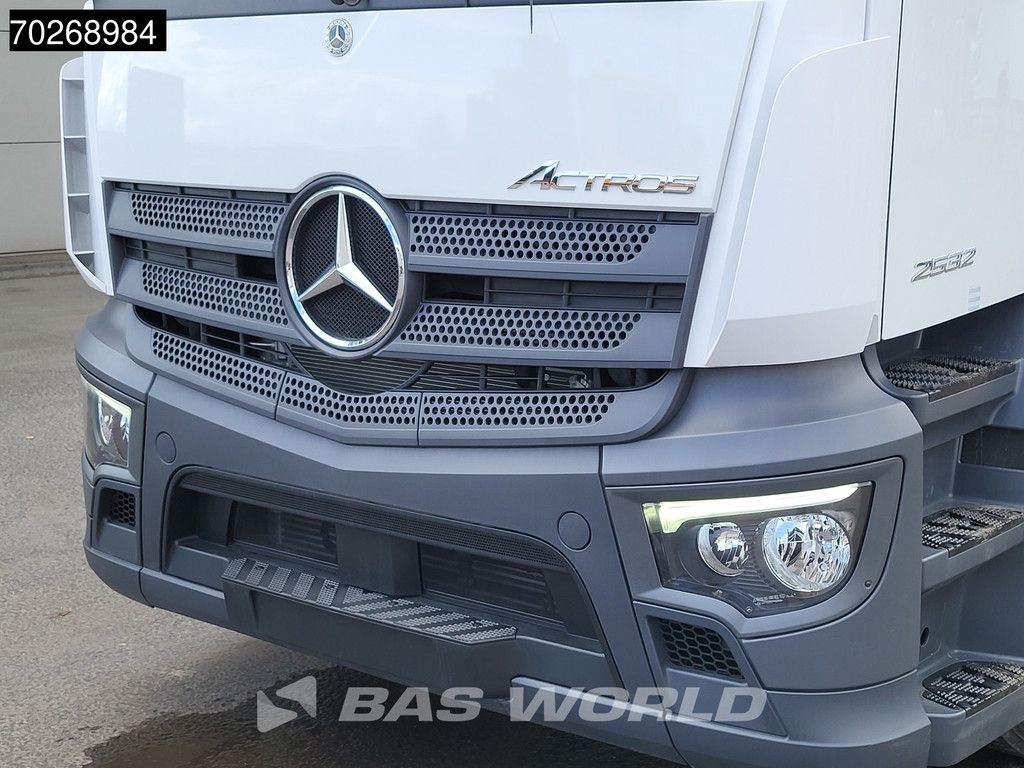 Mercedes Actros 2532 6X2 NEW! Machine tansporter Oprijwagen Lenkachse Navi Euro 6