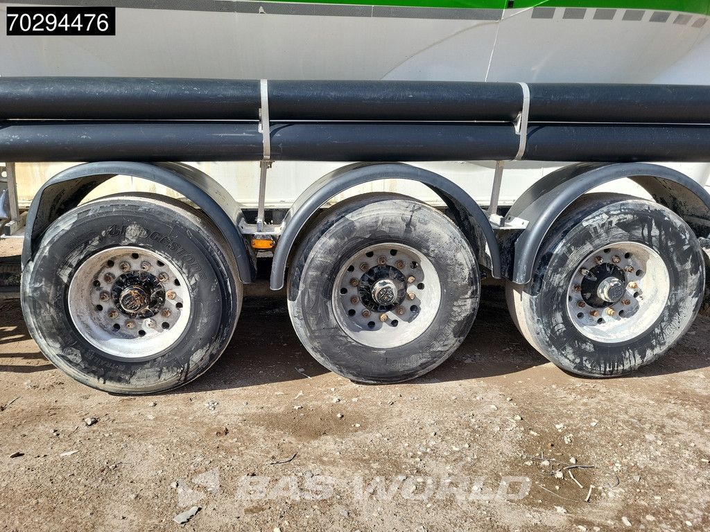 Feldbinder EUT 46.3 3 Achsen Cement
